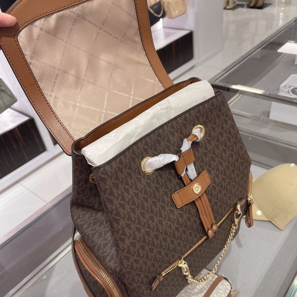 MK JST LG Chain Flap Backpack Brown Logo - Picture 3 of 8